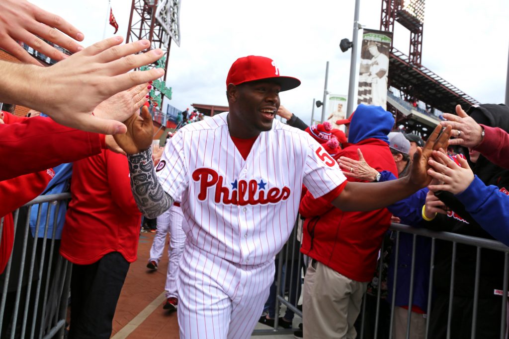 Philadelphia Phillies pitcher Héctor Neris is welcomed by fans on the Opening Day of the 2017 Season.