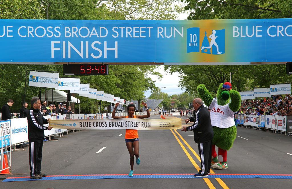 First woman finishes the Blue Cross Broad Street Run 