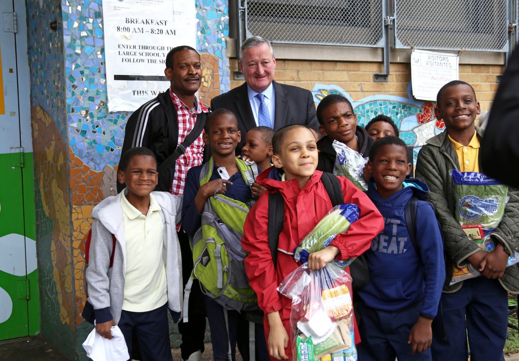 Mayor Kenney with Gideon students
