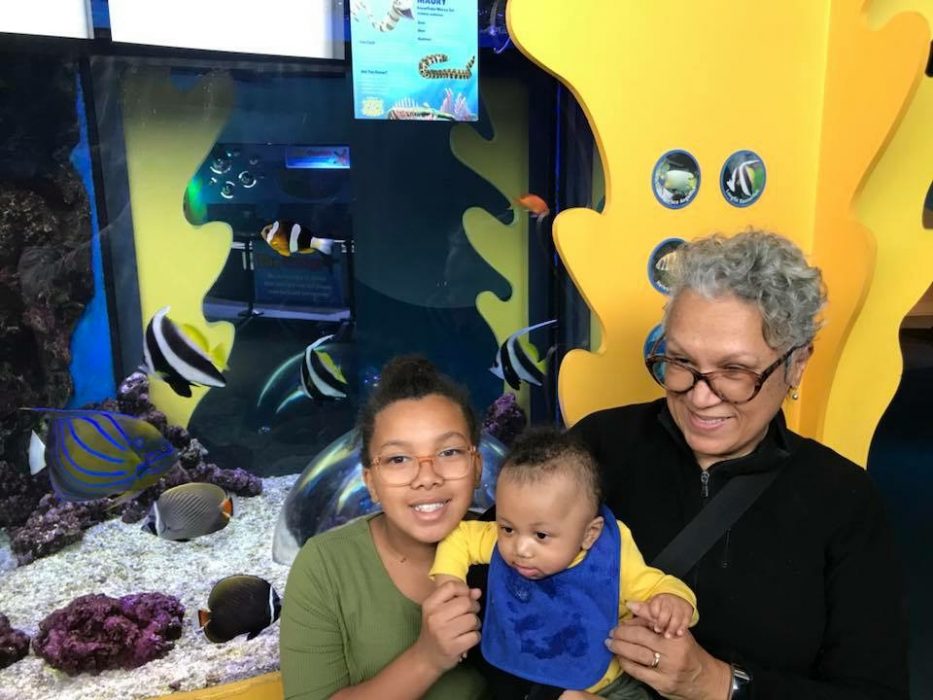 leticia with her family