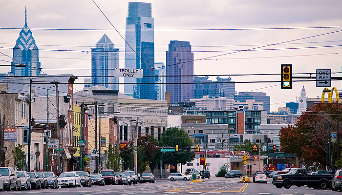 Philadelphia skyline kama inavyoonekana kutoka Girard Avenue.