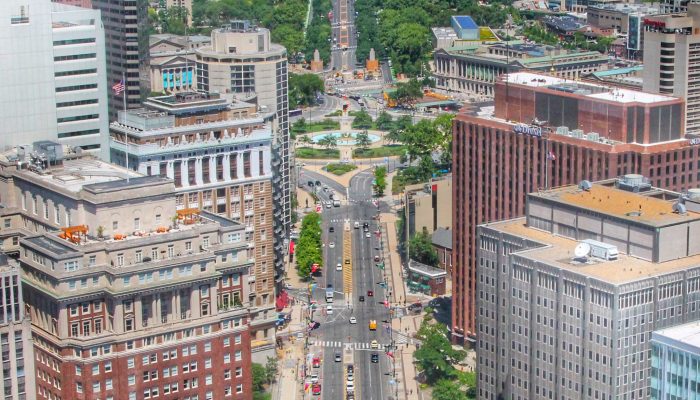 An overview of the Ben Franklin Parkway.
