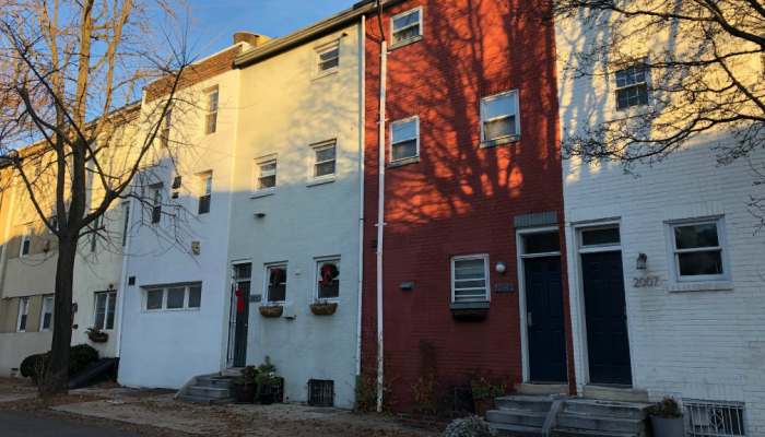 Rowhomes in the Rittenhouse neighborhood of Philadelphia