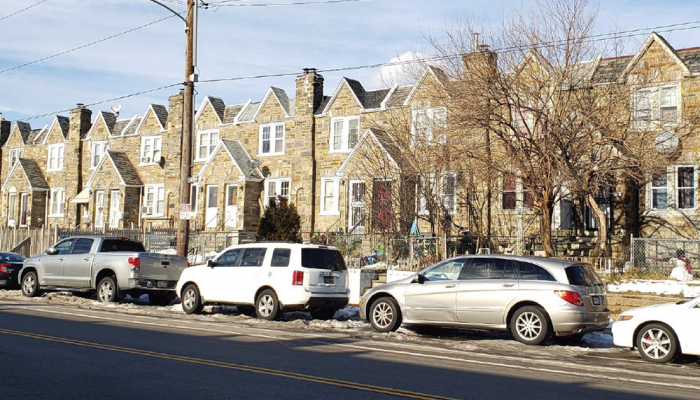 Houses on Oxford Circle