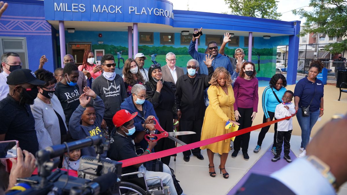Ribbon cutting at Miles Mack Playground and Recreation Center in Mantua.