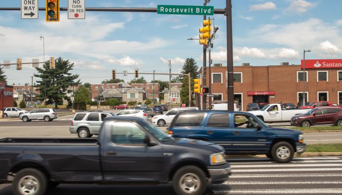 cars travel on the Roosevelt Boulevard road