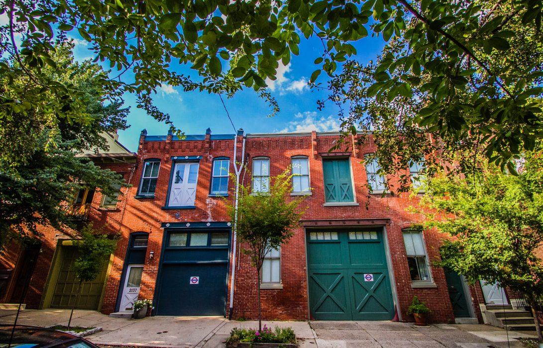 Picture of a set of row-ome houses in Philadelphia.