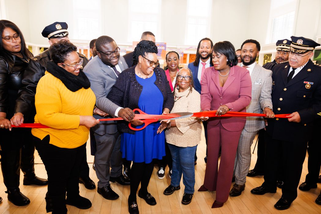 Mayor Parker, City Officials and Community leaders doing a ribbon cutting for the launch of NACs