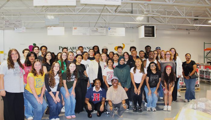 Cohort of MIP interns posing at Philabundance.